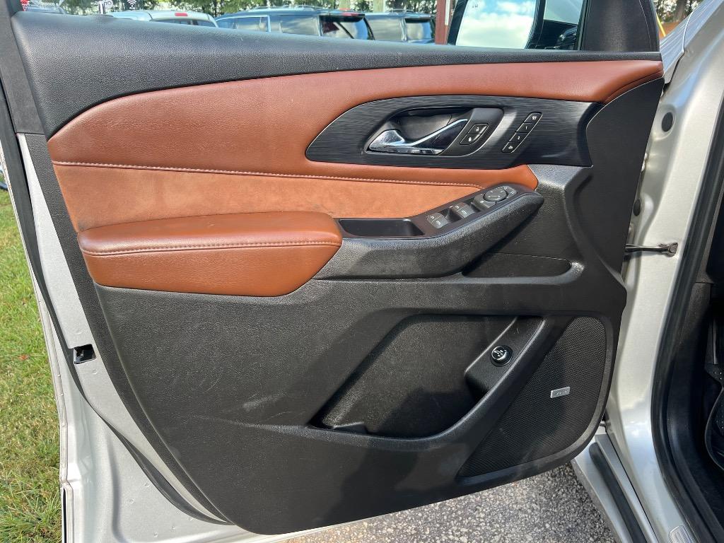 2018 Chevrolet Traverse - $15,950