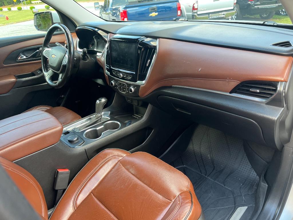 2018 Chevrolet Traverse - $15,950