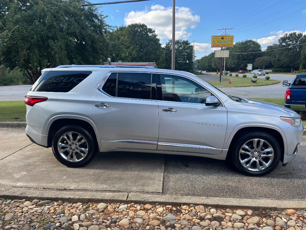 2018 Chevrolet Traverse - $15,950