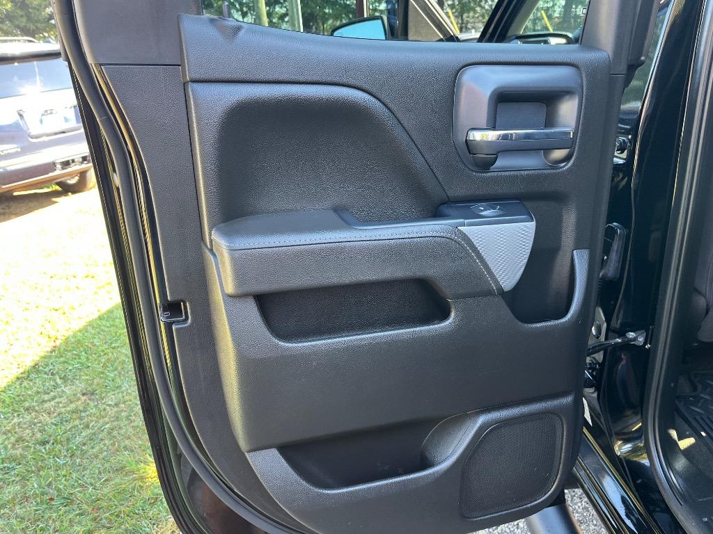 2018 Chevrolet Silverado - $21,750