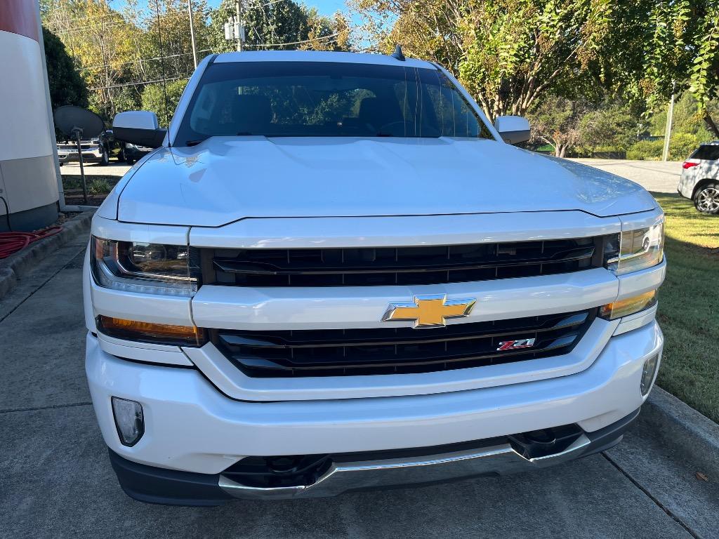 2018 Chevrolet Silverado - $22,450