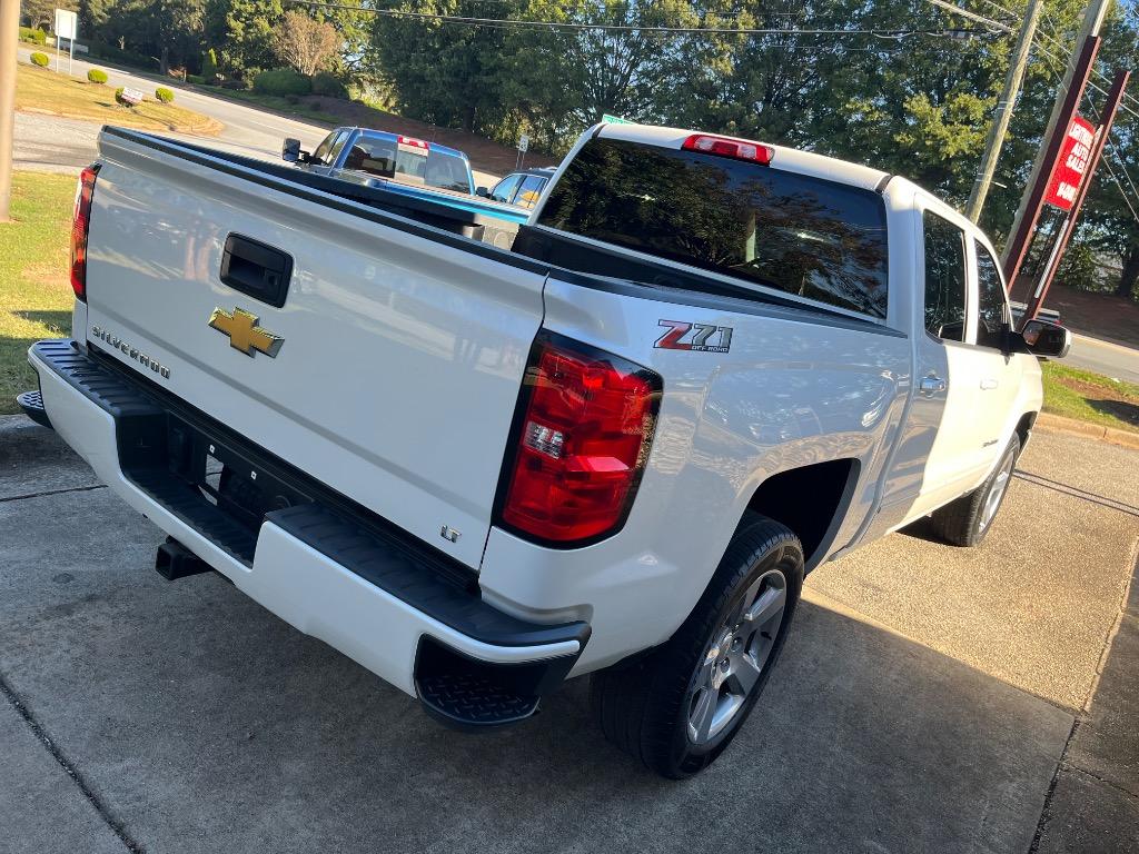 2018 Chevrolet Silverado - $22,450