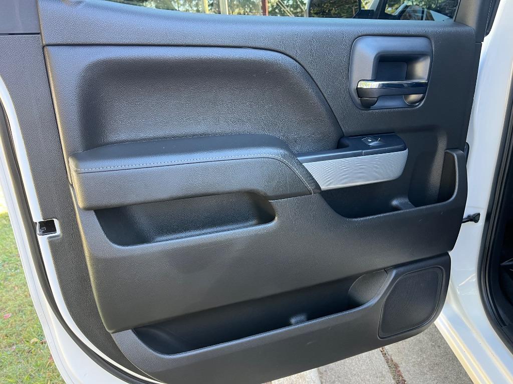 2018 Chevrolet Silverado - $22,450