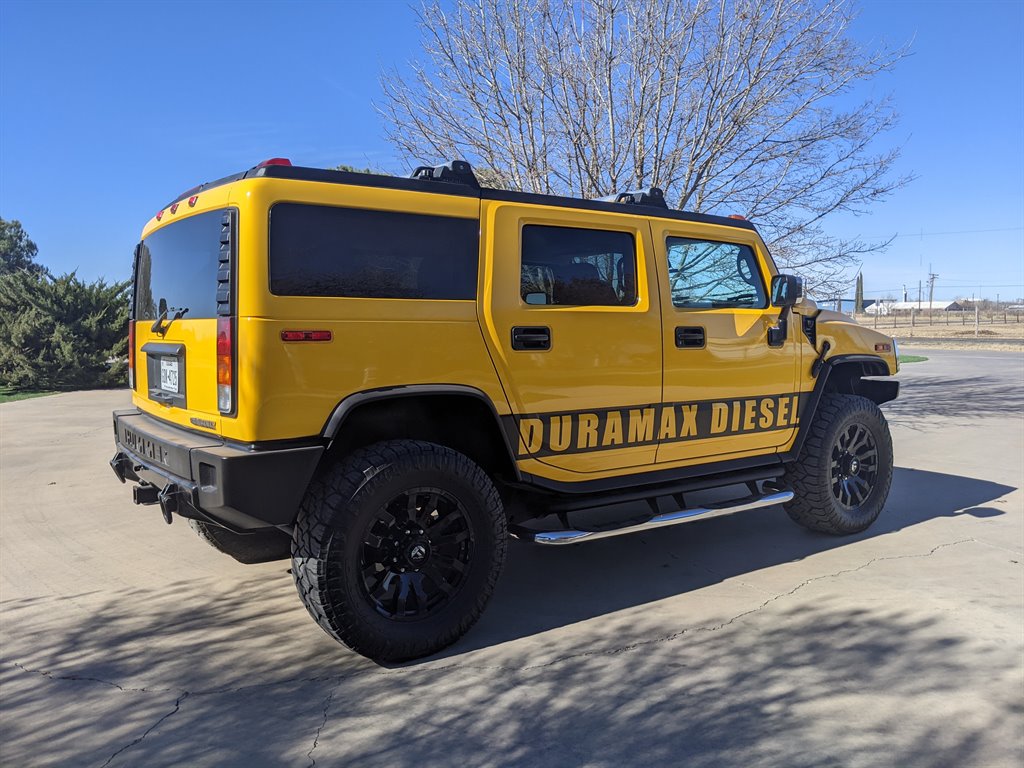 2004 HUMMER H2