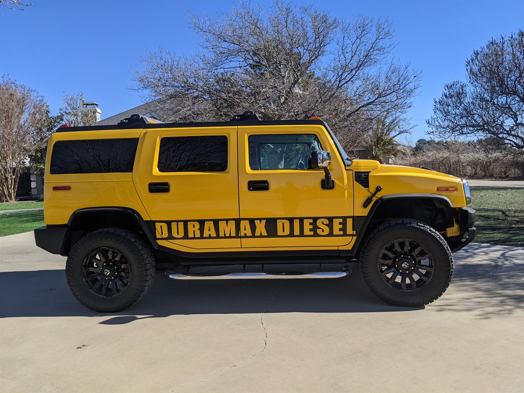 2004 HUMMER H2