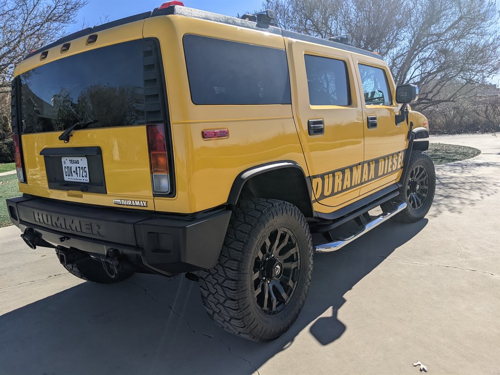 2004 HUMMER H2