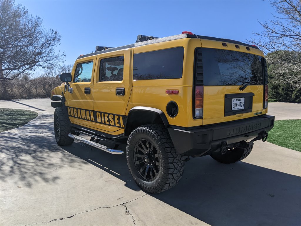 2004 HUMMER H2