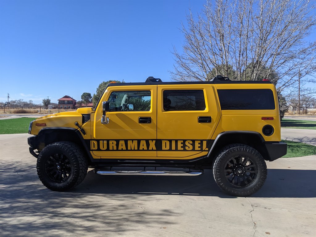 2004 HUMMER H2