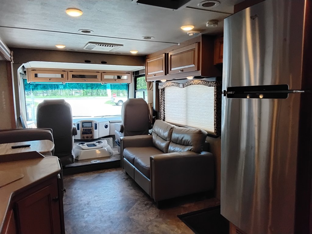2016 Thor Windsport - $37,500