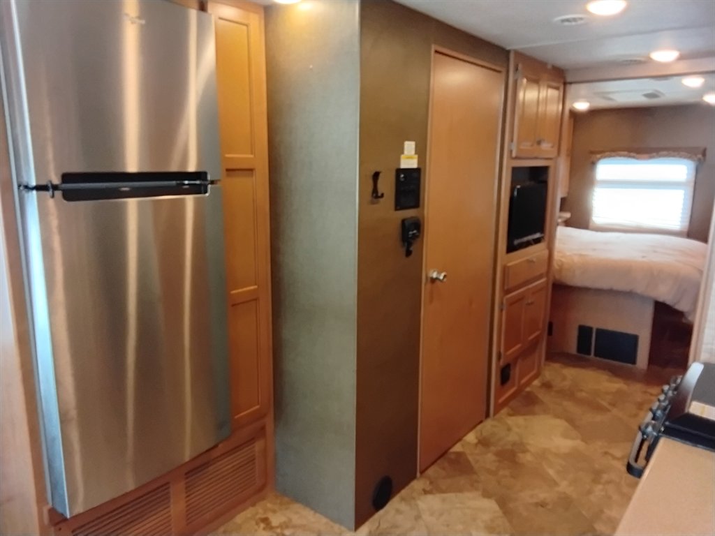 2016 Thor Windsport - $37,500