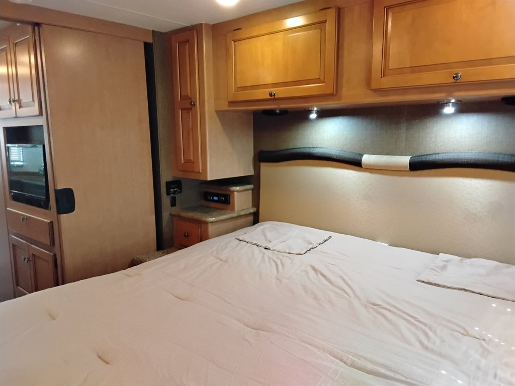 2016 Thor Windsport - $37,500