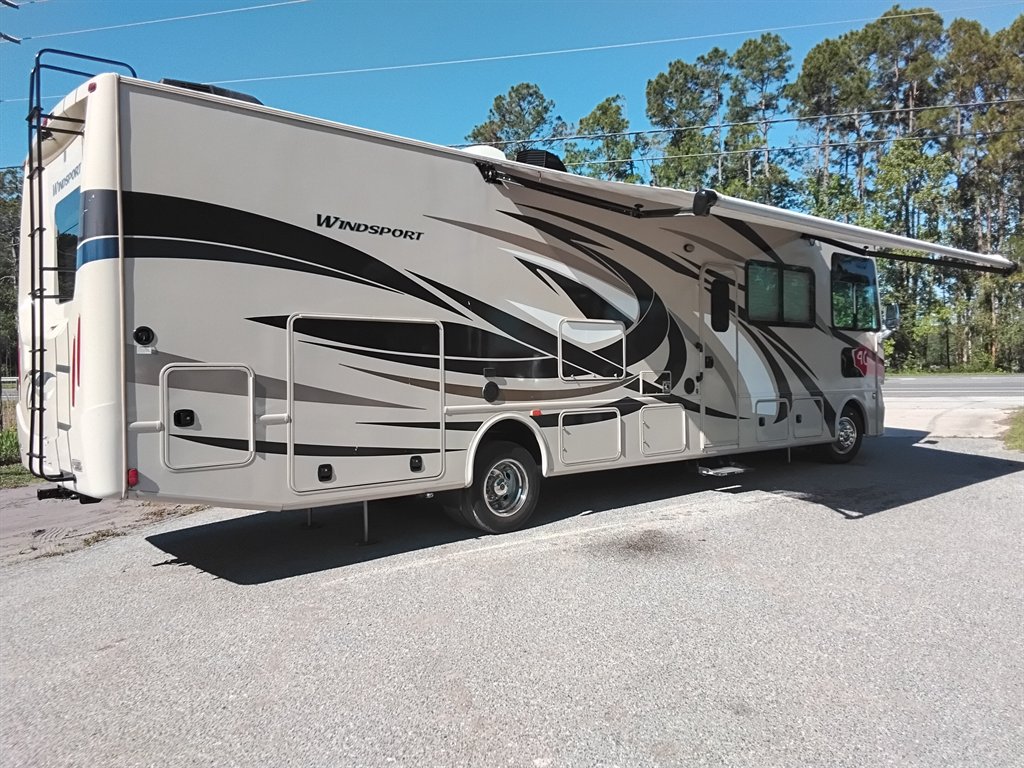 2016 Thor Windsport - $37,500