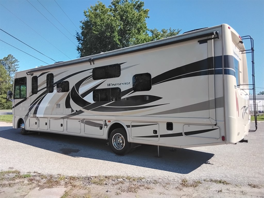 2016 Thor Windsport - $37,500