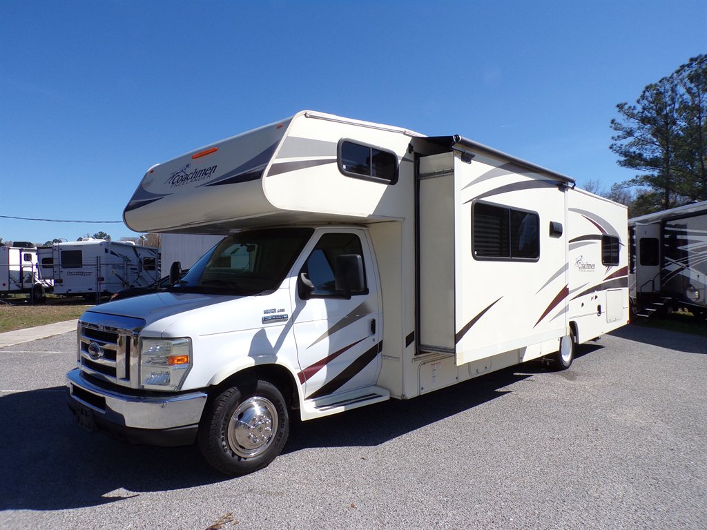 2017 Ford E-450 - $22,600