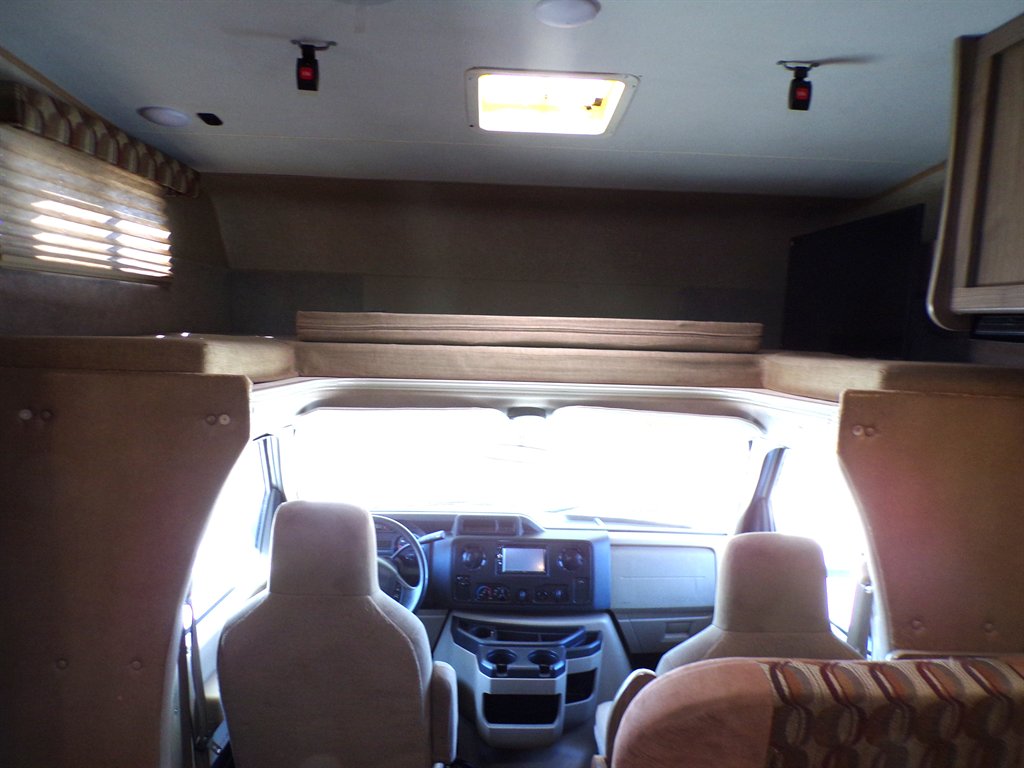 2017 Ford E-450 - $22,600