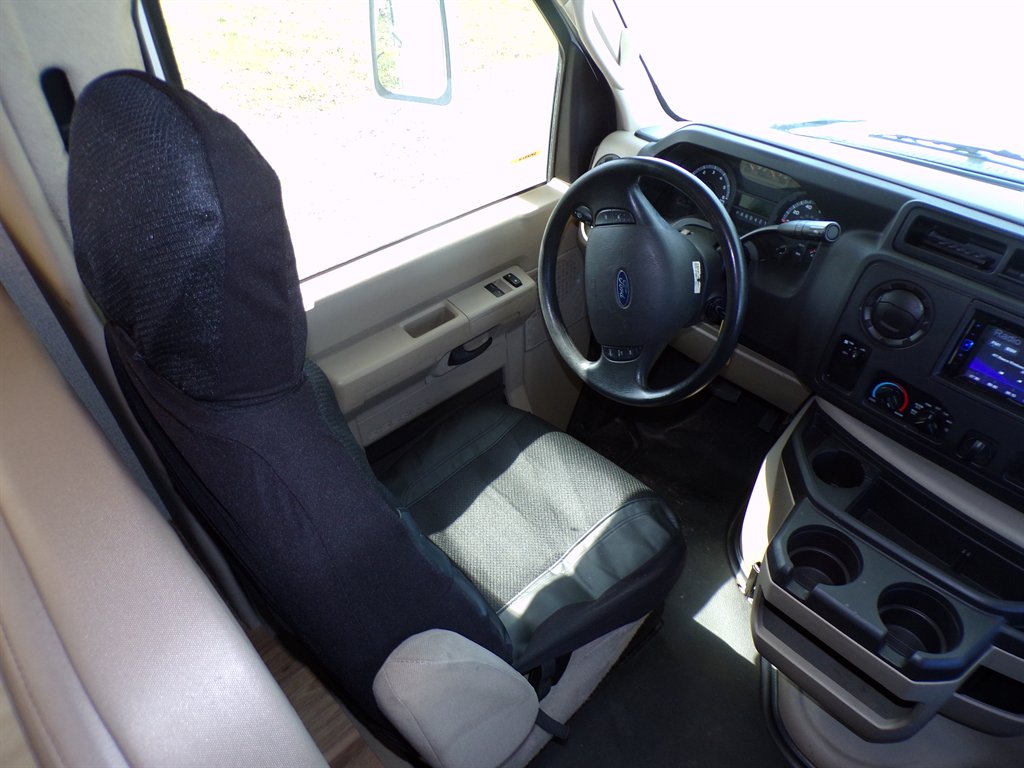 2020 Ford E-350 - $33,700