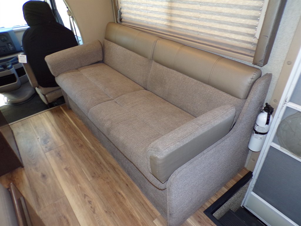 2020 Ford E-350 - $33,700