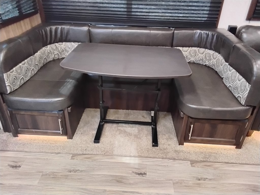 2017 Jayco Whitehawk - $14,900