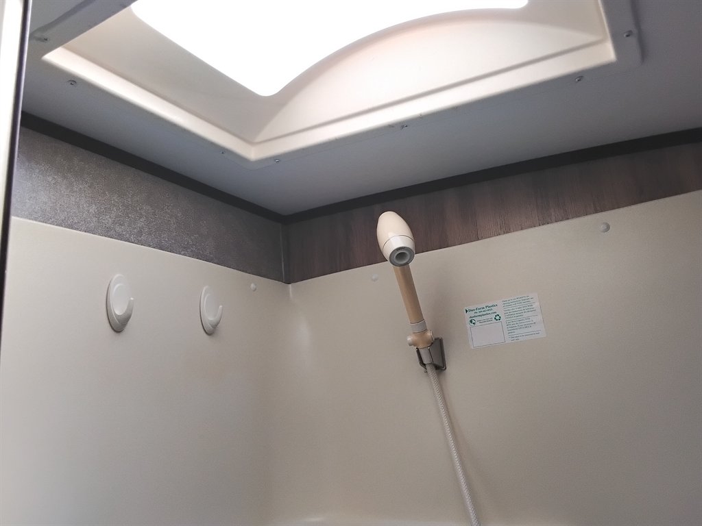 2017 Jayco Whitehawk - $14,900
