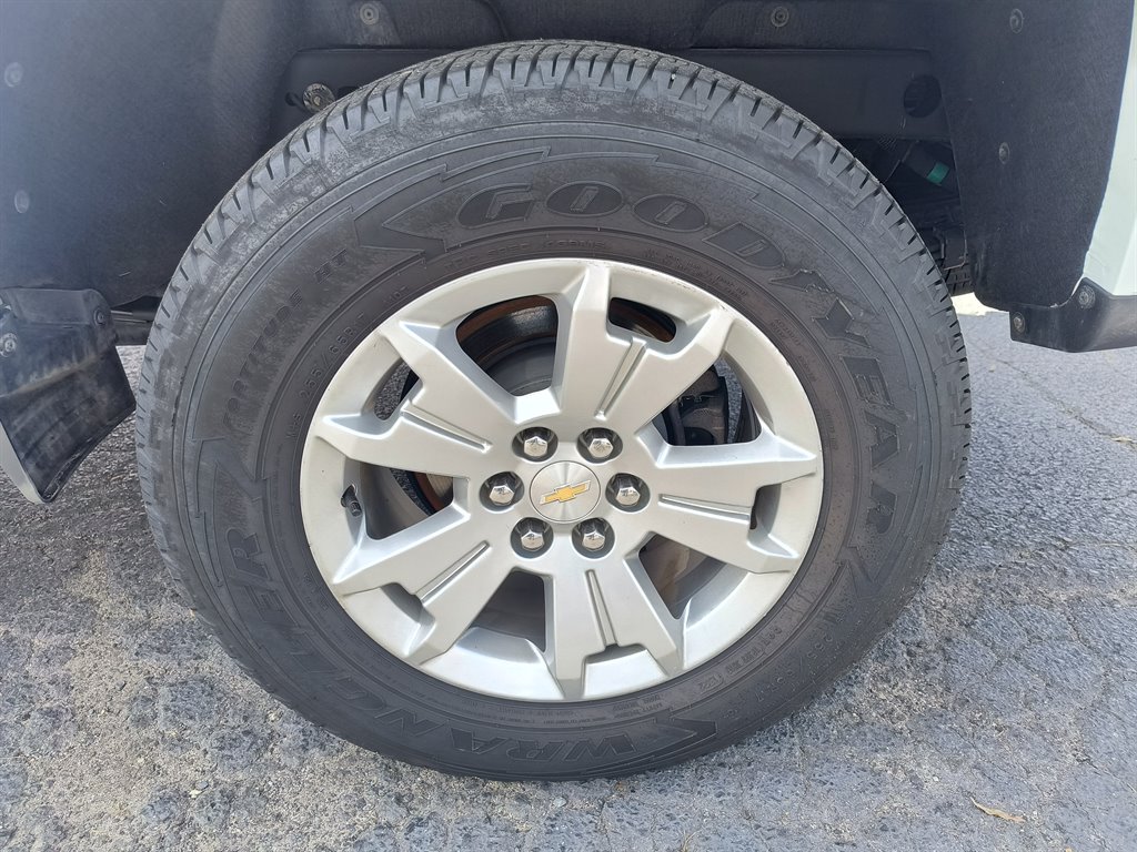 2020 Chevrolet Colorado - $17,999