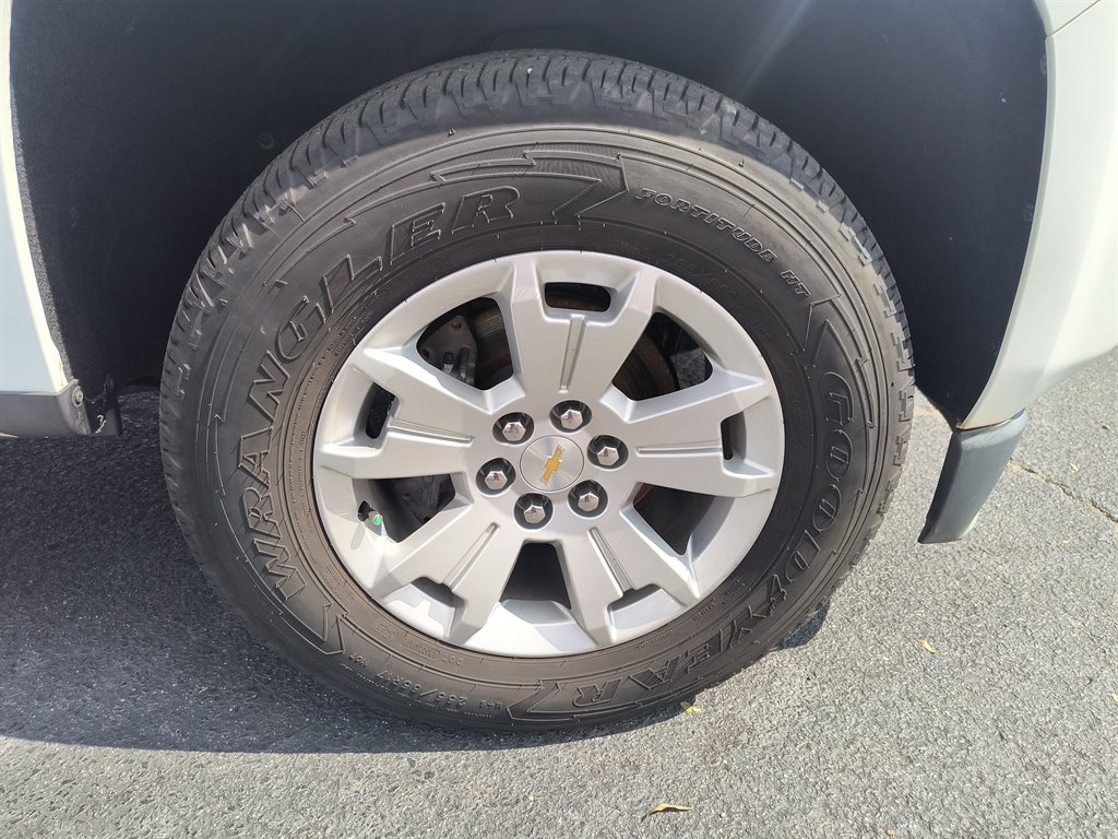 2020 Chevrolet Colorado - $17,999