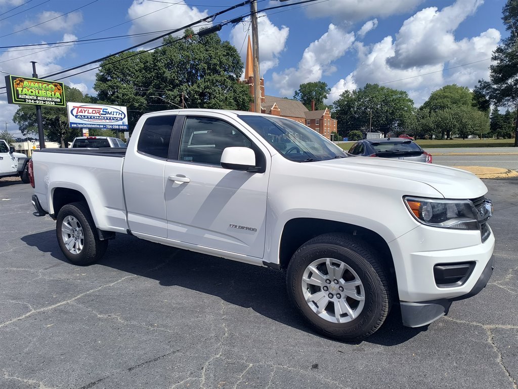 2020 Chevrolet Colorado - $17,999
