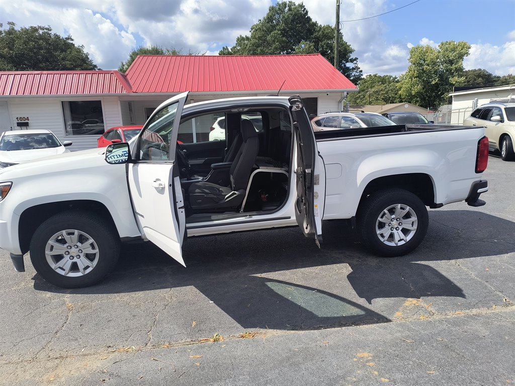 2020 Chevrolet Colorado - $17,999