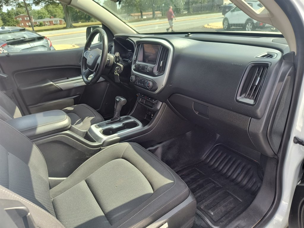 2020 Chevrolet Colorado - $17,999