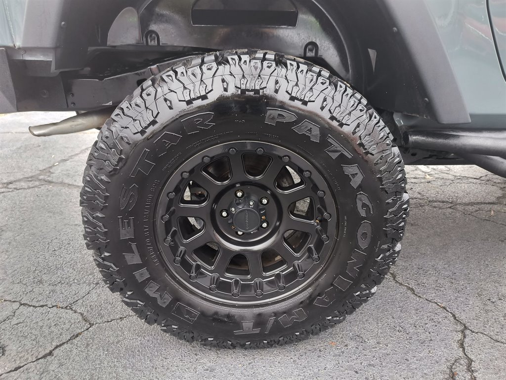 2014 Jeep Wrangler - $12,999