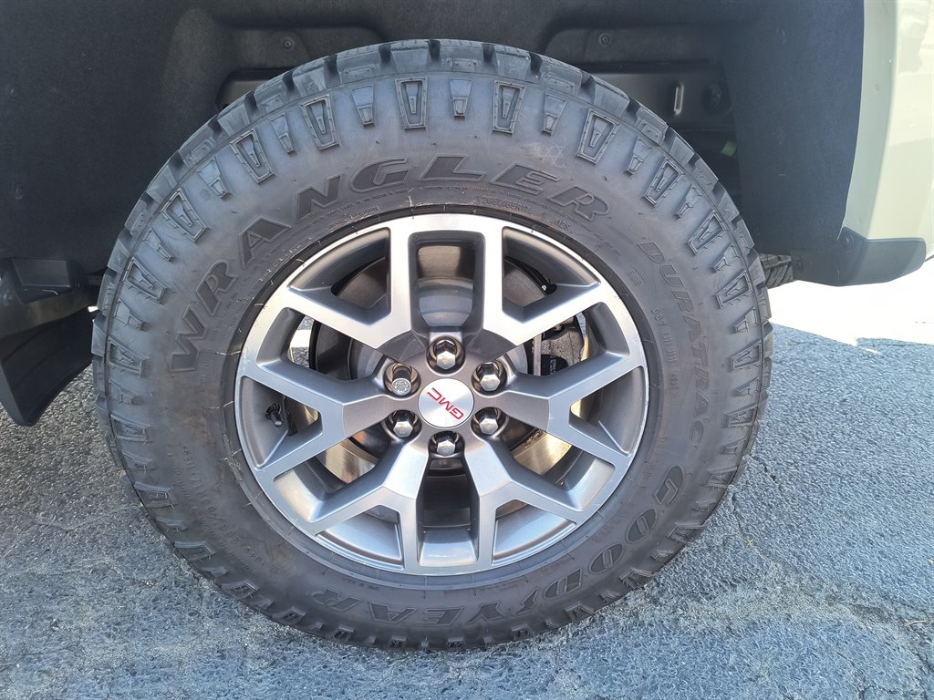 2021 GMC Canyon - $34,999