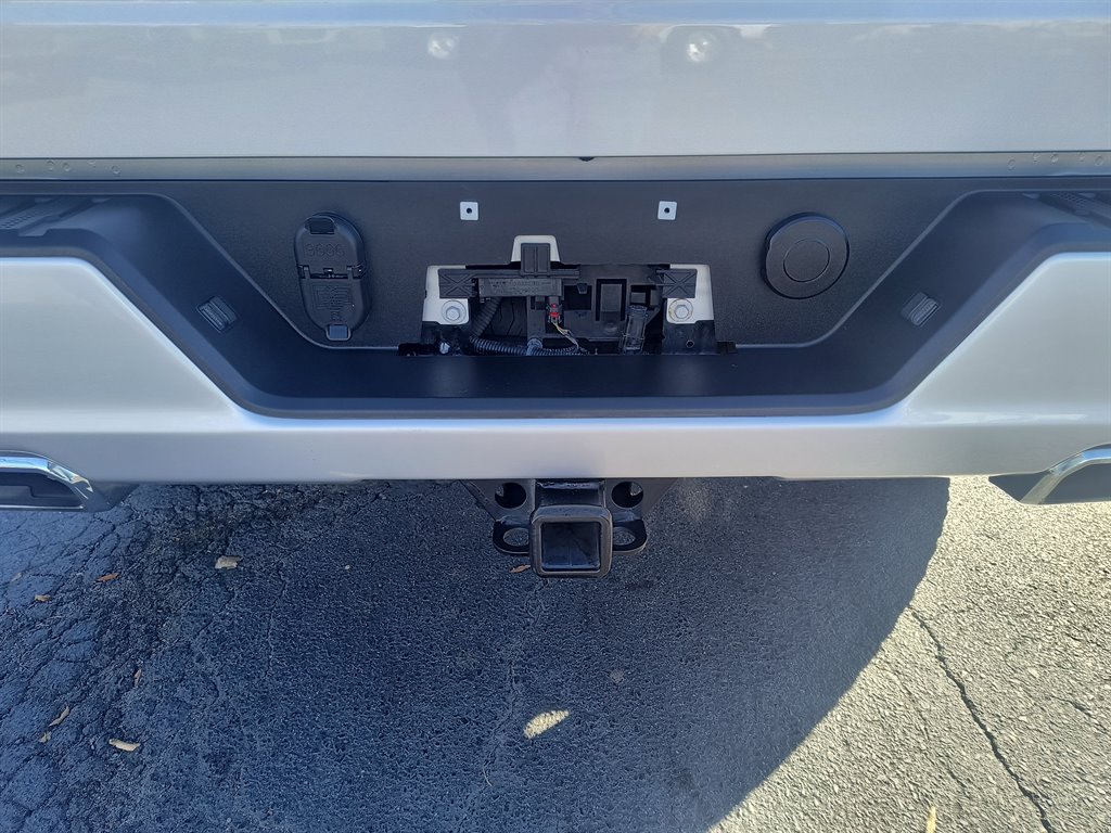 2020 Chevrolet Silverado - $33,999