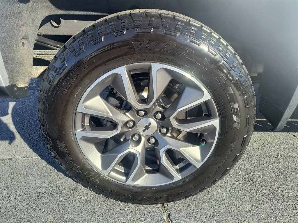 2020 Chevrolet Silverado - $33,999