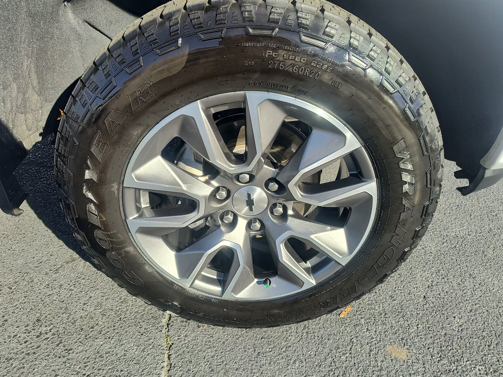 2020 Chevrolet Silverado - $33,999