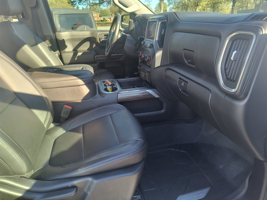 2020 Chevrolet Silverado - $33,999