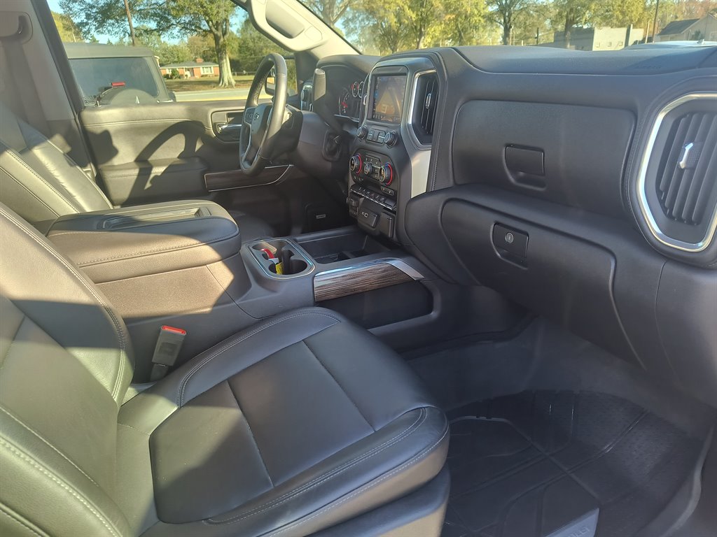 2020 Chevrolet Silverado - $33,999
