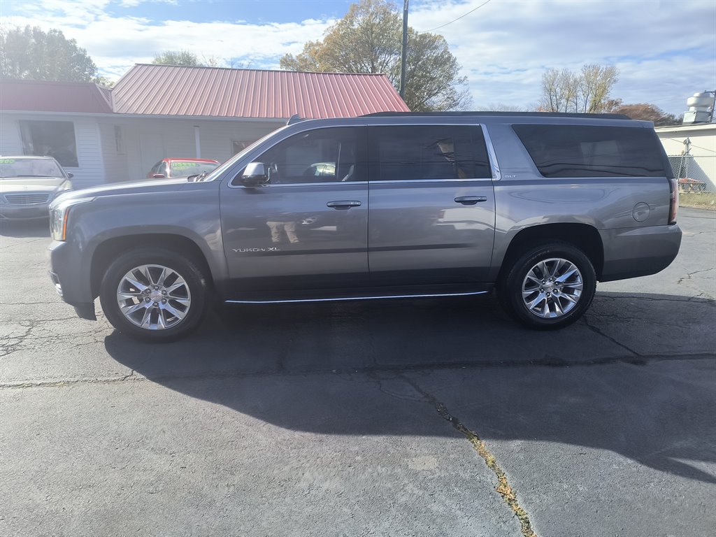 2020 GMC Yukon XL 1500 SLT photo