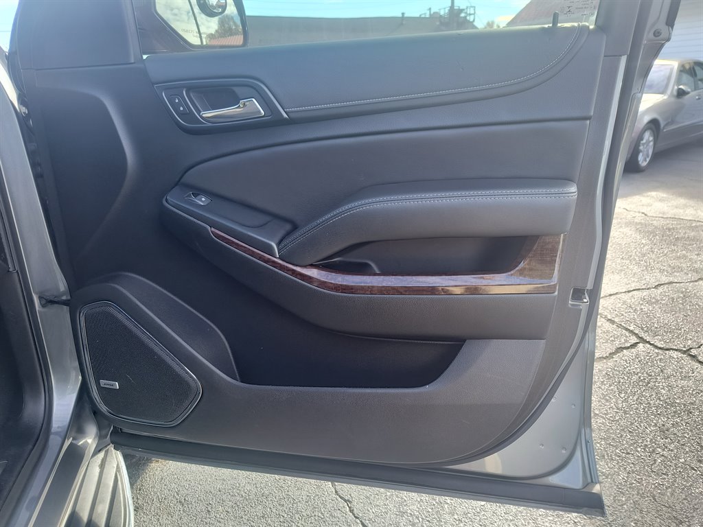 2020 GMC Yukon - $32,999