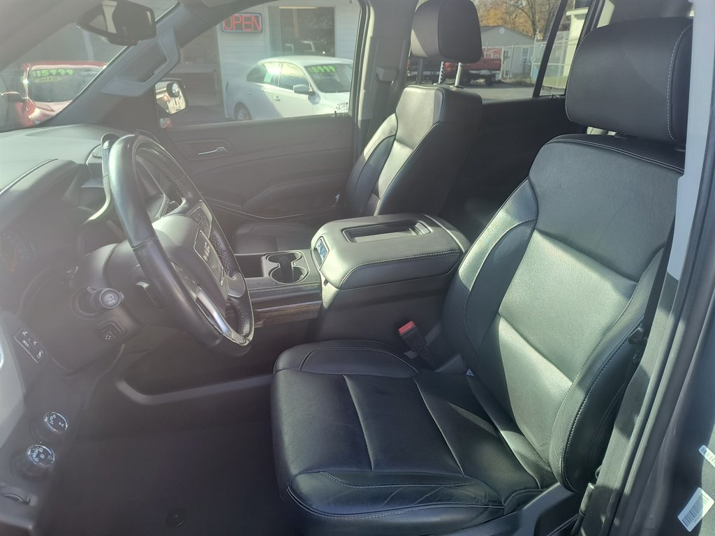 2020 GMC Yukon XL 1500 SLT photo