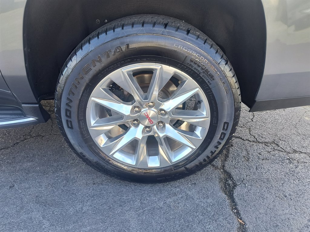 2020 GMC Yukon - $32,999