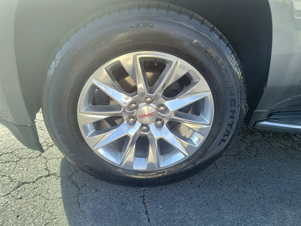 2020 GMC Yukon XL 1500 SLT photo