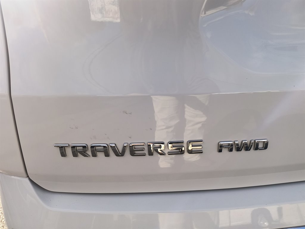 2019 Chevrolet Traverse - $27,900