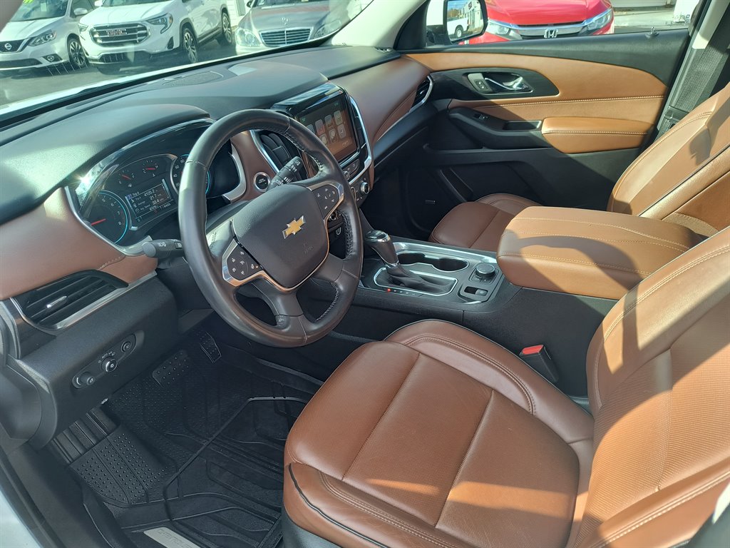 2019 Chevrolet Traverse High Country photo