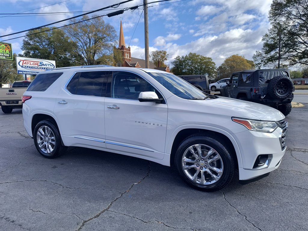 2019 Chevrolet Traverse - $27,900