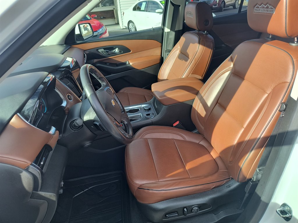 2019 Chevrolet Traverse - $27,900
