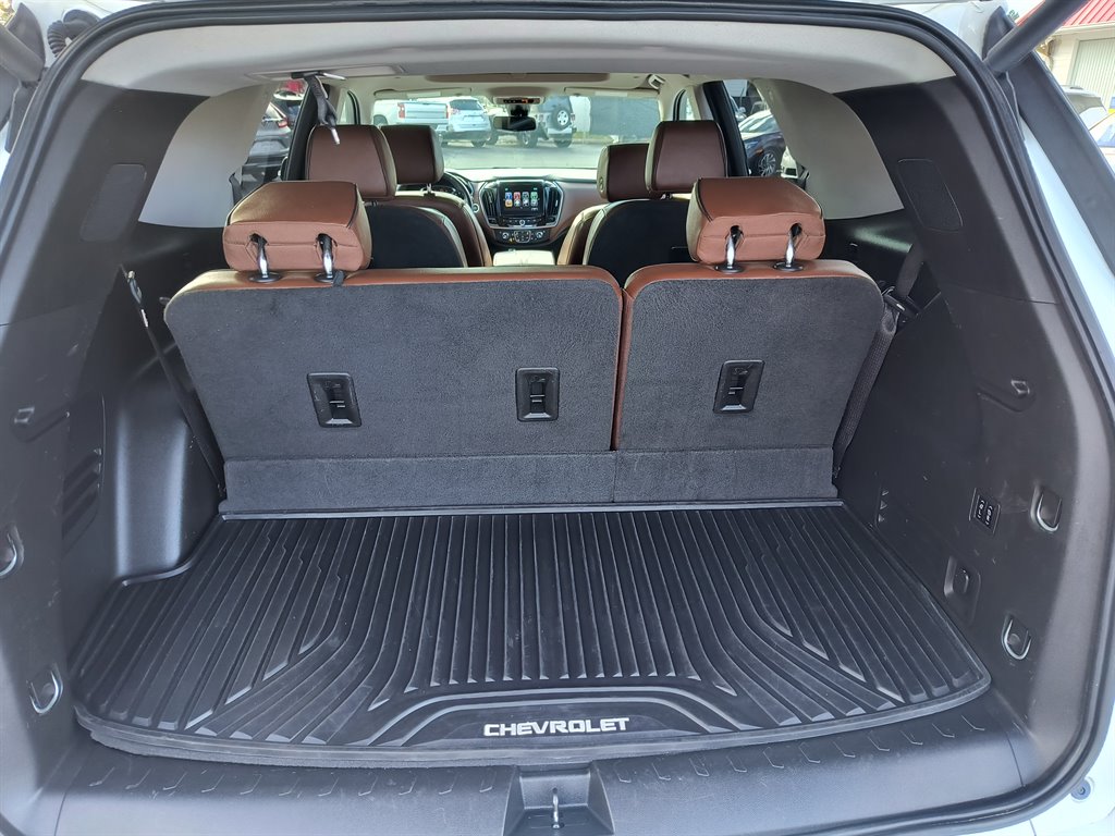 2019 Chevrolet Traverse - $27,900