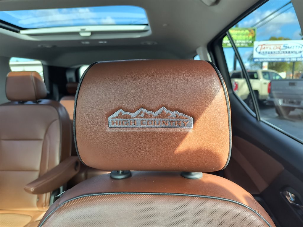 2019 Chevrolet Traverse - $27,900