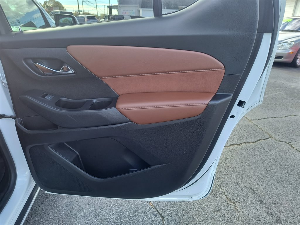 2019 Chevrolet Traverse - $27,900