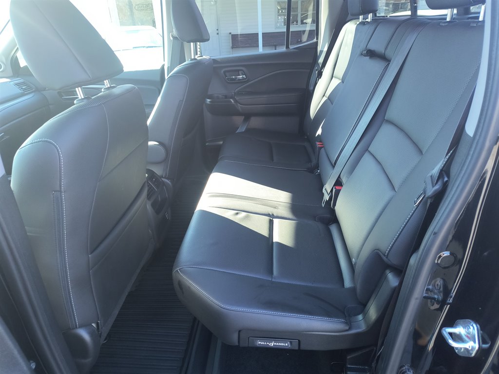 2021 Honda Ridgeline - $30,999