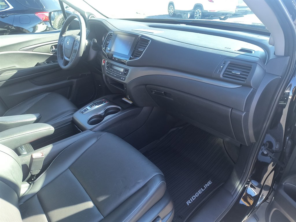 2021 Honda Ridgeline - $30,999