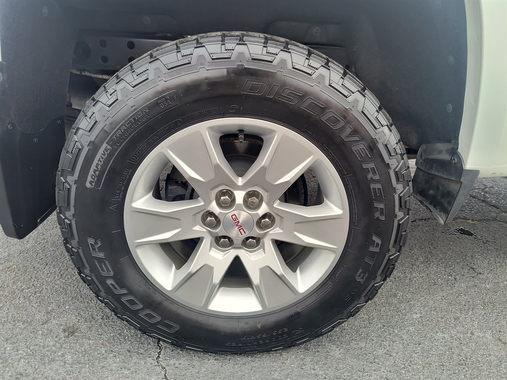 2016 GMC Canyon - $19,999